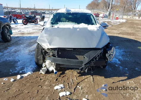 2017 Hyundai Elantra Se z USA, uszkodzony, nr VIN 5NPD84LF8HH033697